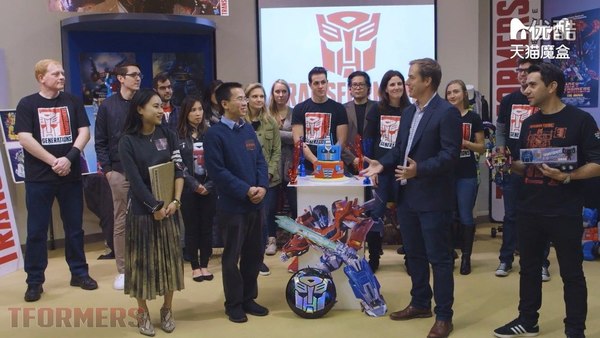 Transformers The Last Knight   Voyager Optimus Prime Makes Official Debut On Chinese TV 01 (1 of 15)